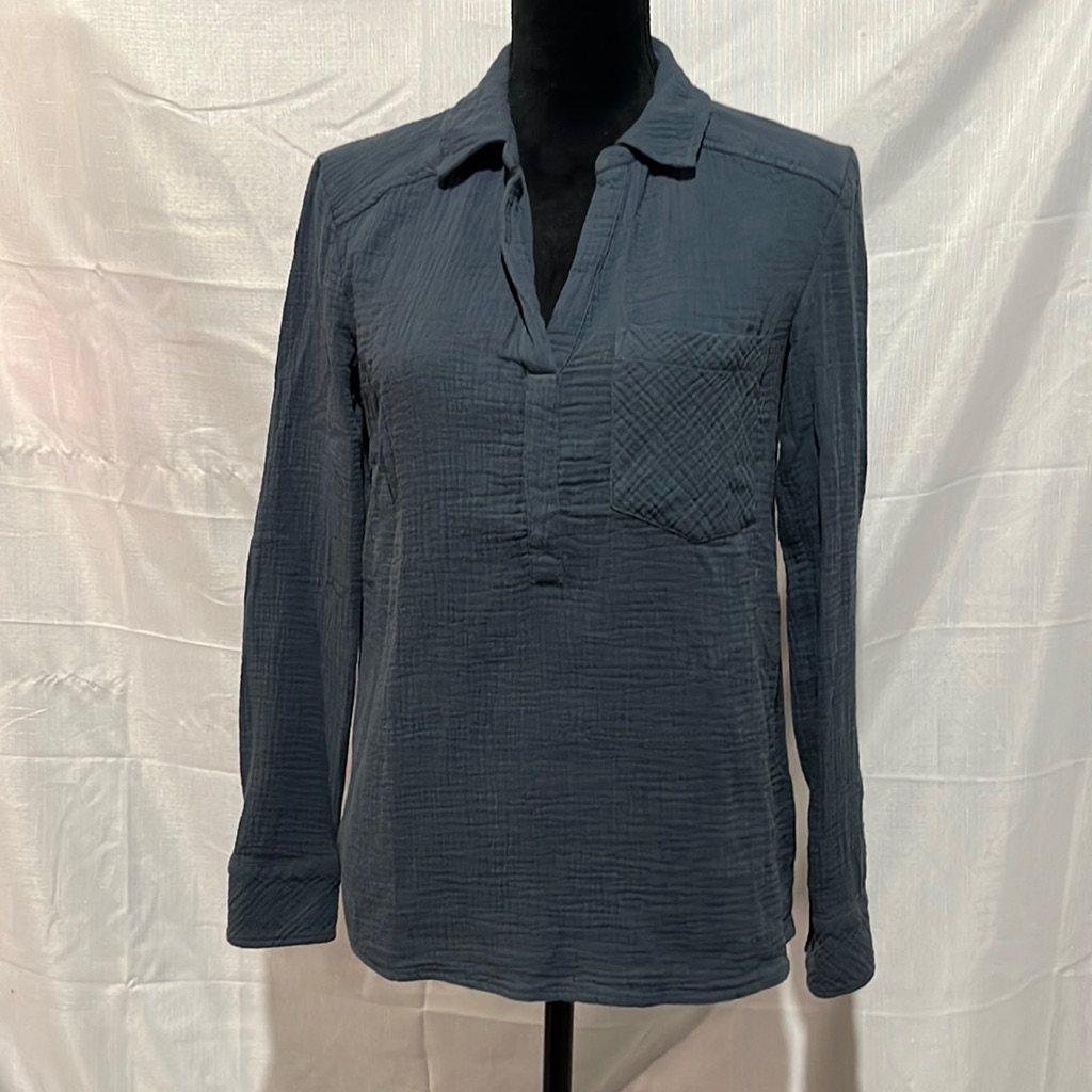 1.State V-Neck Top